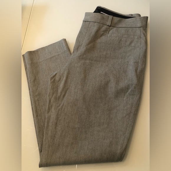 Ladies size 10 light grey Banana Republic Sloan pant - curvy fit - Picture 7 of 11